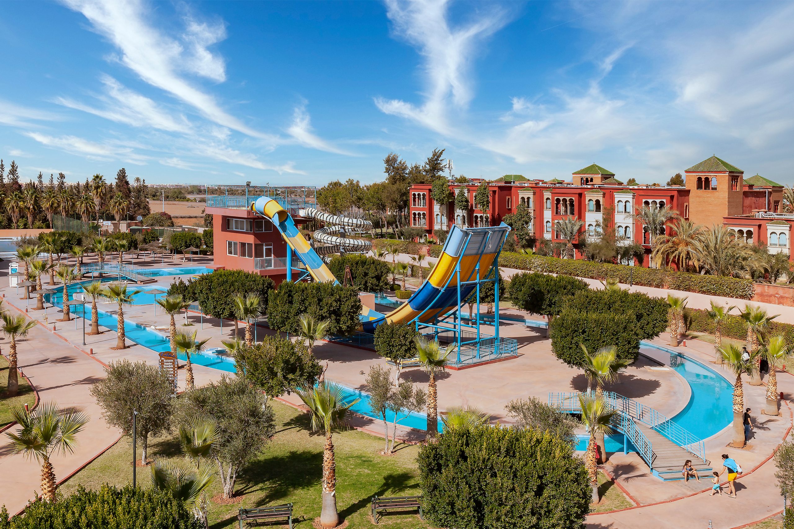 Vue globale du parc aquatique